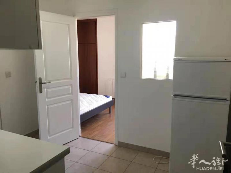 【区分】：94省,Vitry-sur-Seine(94400) (ID：185445) 26平的 studio 有家具 别墅合租