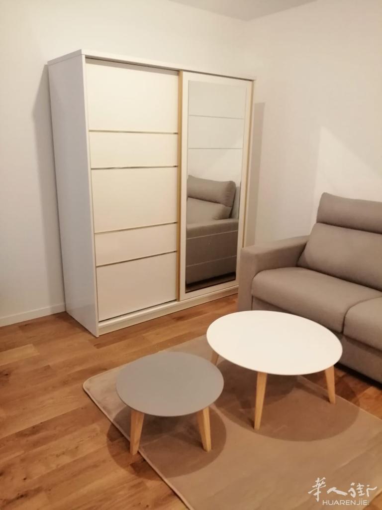 【区分】:18区(ID:190733) 25平的 studio 家具齐全 好
