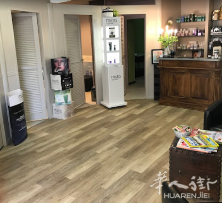 15区大办公楼及居民区低房租地平95平老外24年老美容美甲按摩店低价拍卖