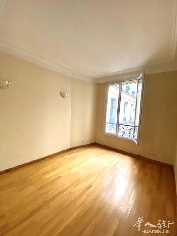 PARIS 10区·49平·公寓·家具齐全 1680€ / 月 起租时间 : 2023-05-01 Réf: 191285