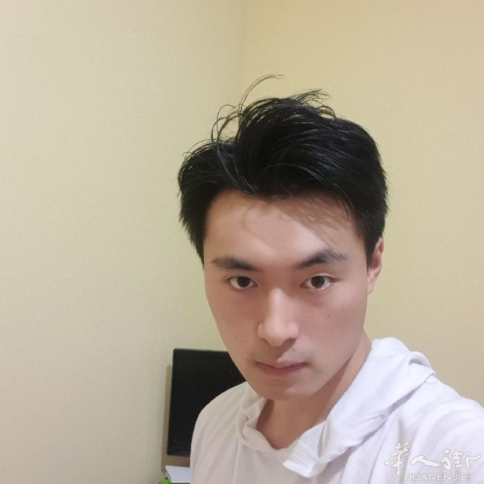 男，94年 ，172cm, 75kg, 性格开朗, 相貌过得去，想找一位以结婚为