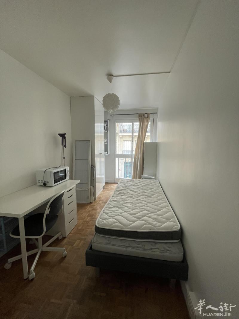 【区分】:16区(ID:185627) 15平的 studio 家具齐全