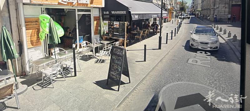 93省地铁12号线Mairie d'Aubervilliers繁华商街 快餐馆