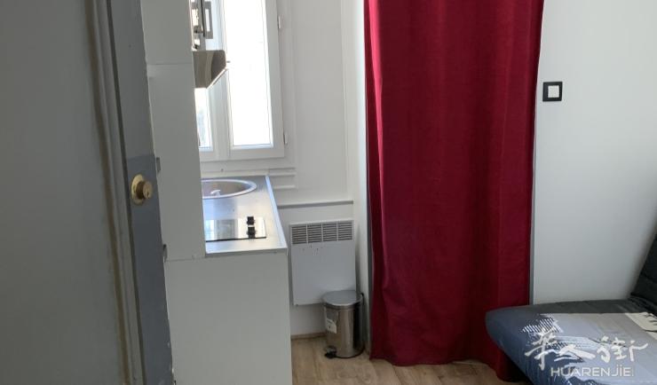 PARIS 16区·11平·studio·有家具·仅长租 460€ / 月   起租时间 : 2023-05-12 ID: 183583