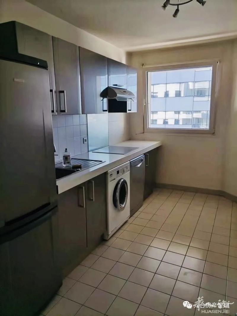 整套/92区Levallois-Perret,70平高级2室一厅