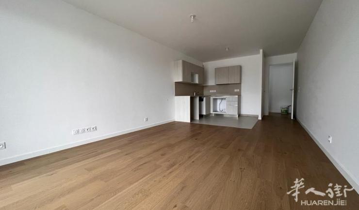 Clichy 92区·65平·公寓·家具齐全 2200€ / 月 起租时间 : 2023-05-19 ID: 191631