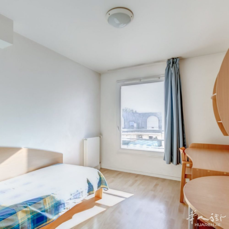 A线Neuilly Plaisance东边 19平studio单身公寓短租5-8月
