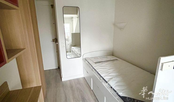 PARIS 17区·11平·studio·有家具 890€ / 月   起租时间 : 2023-05-26 ID: 191445
