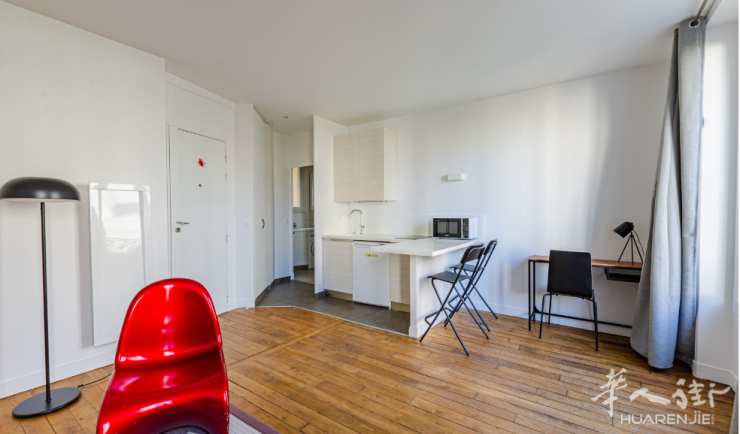 PARIS 15区·28平·studio·有家具 999€ / 月   起租时间 : 2023-06-22 ID: 191957