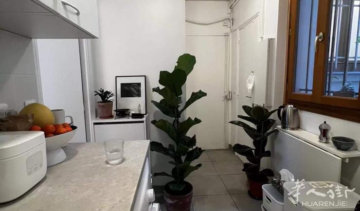 PARIS 14区·20平·studio·有家具 895€ / 月   起租 : 2023-06-07 ID: 191789