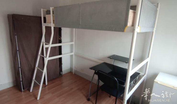 Villejuif 94区·14平·studio·家具齐全 400€ / 月 起租时间 : 2023-06-01 ID: 188797