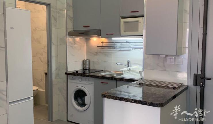 PARIS 13区·15平·studio·有家具 730€ / 月 起租时间 : 2023-07-04 ID: 192113