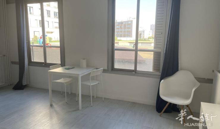 Asnières-sur-Seine 92区·33平·studio·家具齐全 1050€ / 月   起租时间 : 2023-06-05 ID: