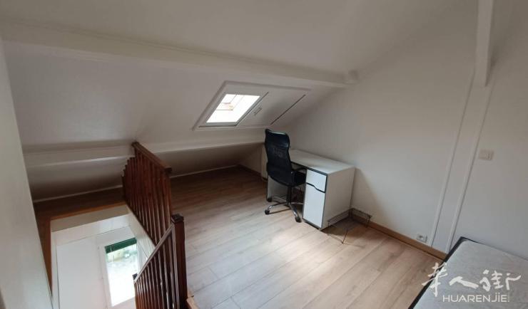 Ivry-sur-Seine 94区·31平·studio·有家具 890€ / 月 起租时间 : 2023-06-07 ID: 19183