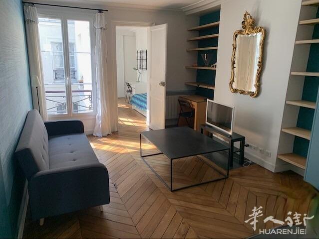 PARIS 10区·60平·公寓·有家具·仅长租  2200€ / 月   起租时间 : 2023-06-07 ID: 192537