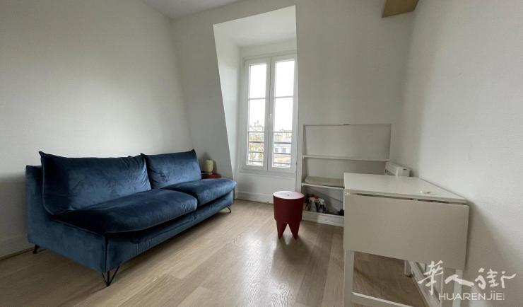 PARIS 5区·13平·studio·有家具 935€ / 月 起租时间 : 2023-06-08 ID: 191803