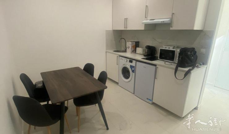PARIS 20区·32平·公寓·有家具 1100€ / 月 起租时间 : 2023-06-09 ID: 191257