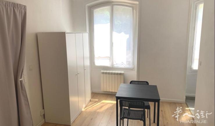 PARIS 16区·18平·studio·有家具 800€ / 月   起租时间 : 2023-06-14 ID: 192659