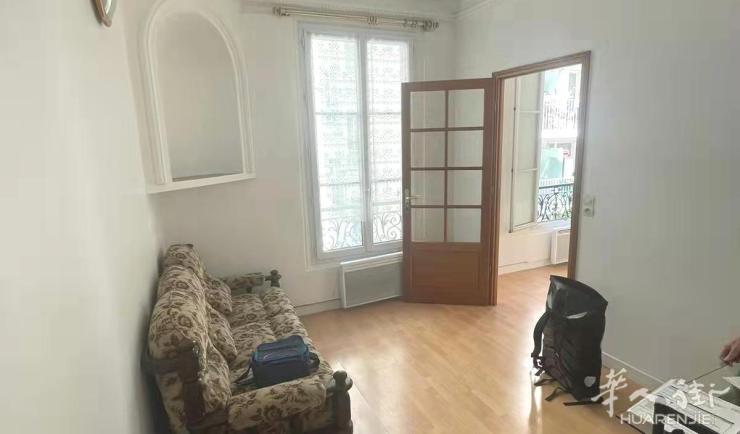 PARIS 18区·39平·公寓·无家具 1360€ / 月 起租时间 : 2023-06-15 ID: 192741