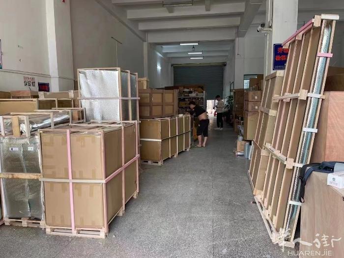 专为华侨服务，华侨驿站  接各种商业用品，私人用品可根据自身需求选择空运-铁路-