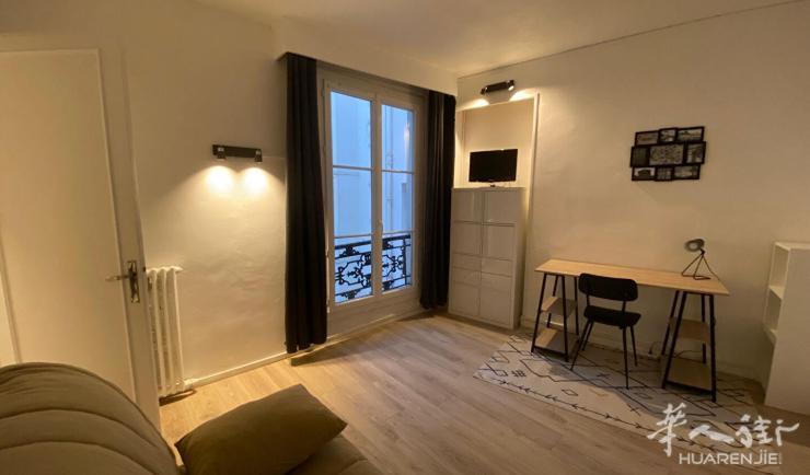 PARIS 8区·25.04平·studio·有家具 1239€ / 月 起租时间 : 2023-07-03 ID: 193305