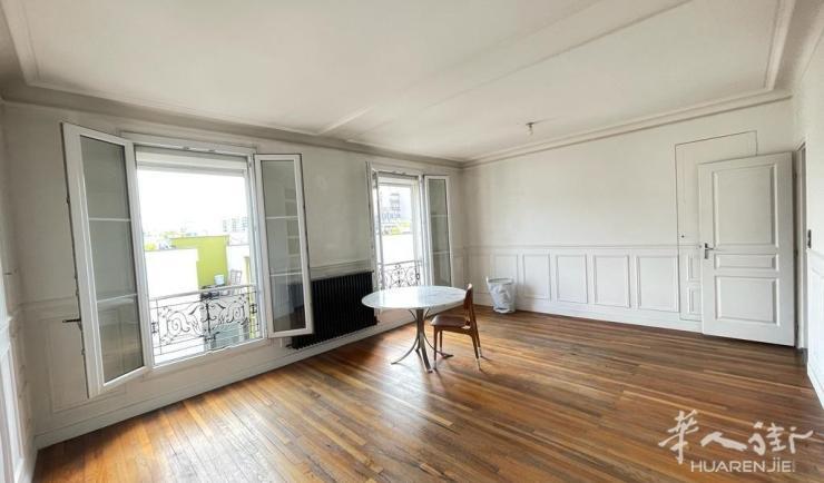PARIS 19区·43平·公寓·无家具 1290€ / 月 起租时间 : 2023-06-22 ID: 193153