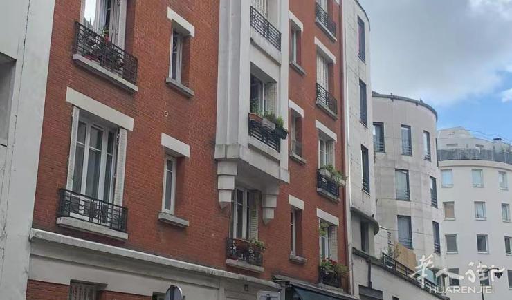 PARIS 20区·30平·studio·有家具·仅长租 850€ / 月 起租时间 : 2023-06-22 ID: 183167