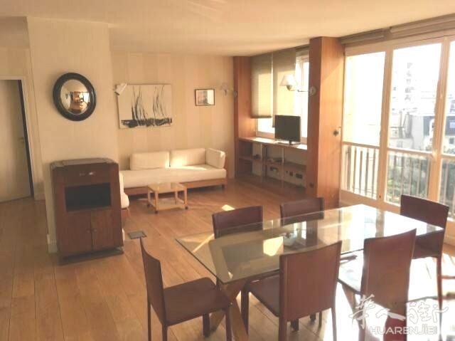 PARIS 15区·84平·公寓·有家具·仅长租 2450€ / 月   起租时间 : 2023-06-26 ID: 193571
