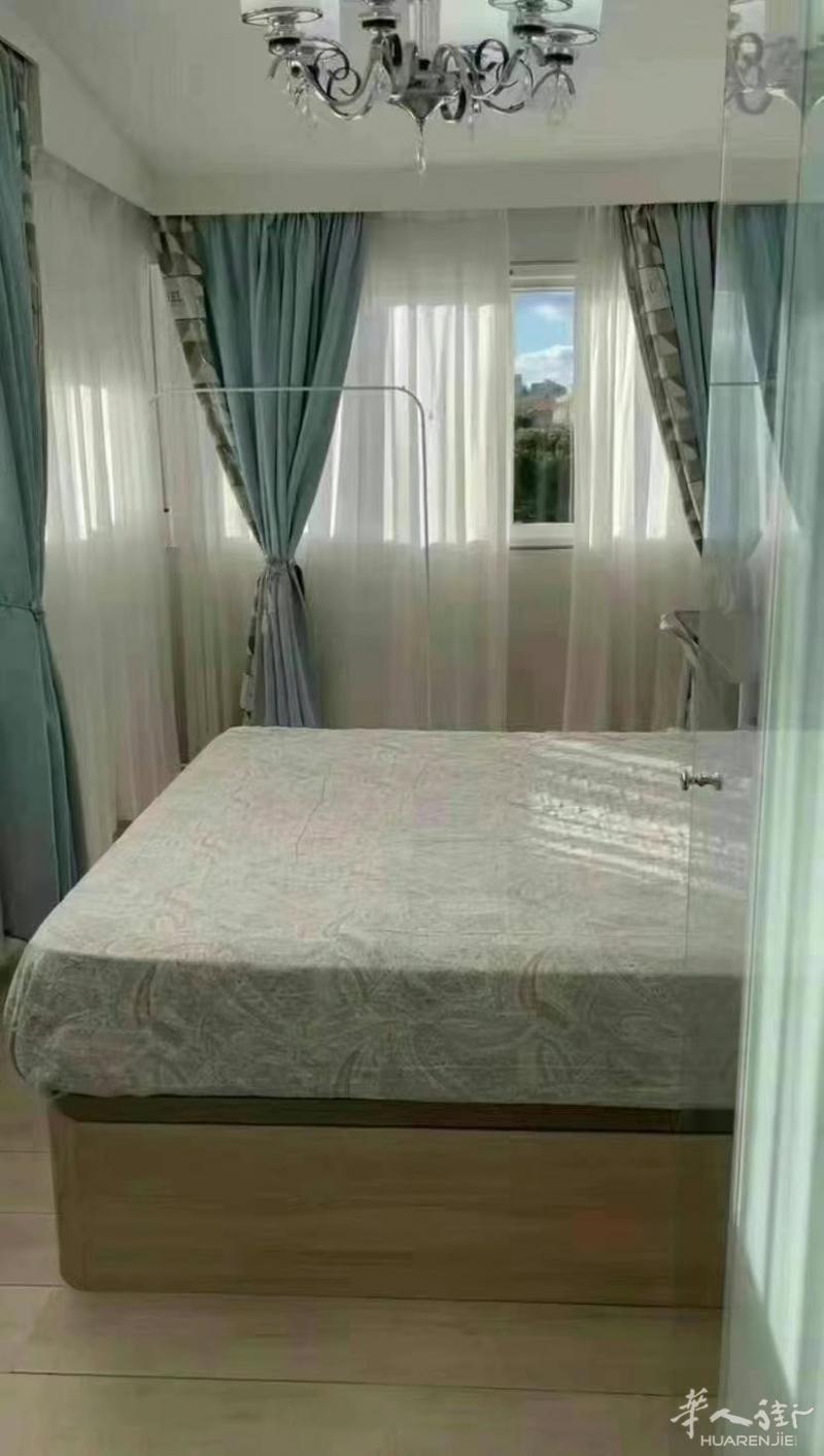 马德里地铁6号线Carpetana出租单‮公身‬寓