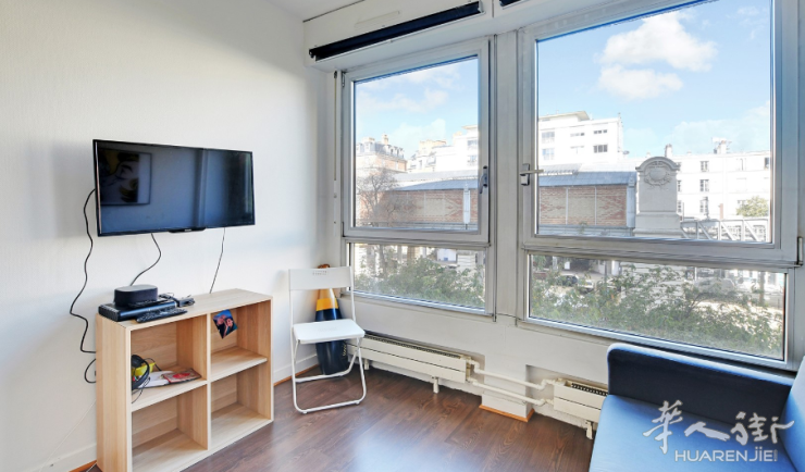 PARIS 15区·27平·studio·有家具 1200€ / 月   起租时间 : 2023-07-05 ID: 193967