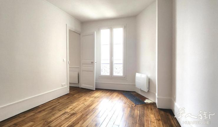 PARIS 20区·31平·studio·无家具 840€ / 月 起租时间 : 2023-07-06 ID: 193949