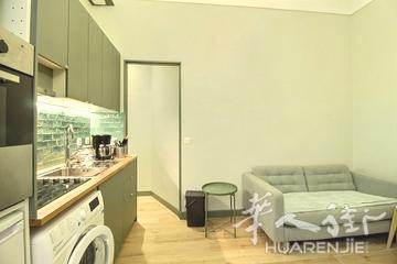 PARIS 8区·27平·公寓·有家具 1350€ / 月   起租时间 : 2023-07-10 ID: 194177