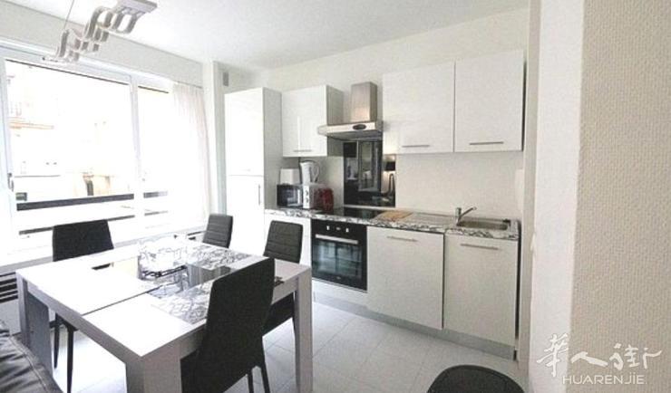 PARIS 17区;48平;公寓;有家具  2250€ / 月   起租时间 : 2023-08-05 ID: 192965