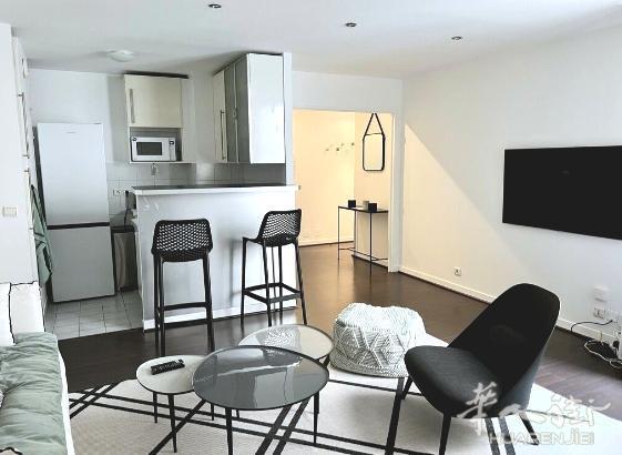 PARIS 2区·53平·公寓·有家具 2200€ / 月 起租时间 : 2023-07-17 ID: 194425