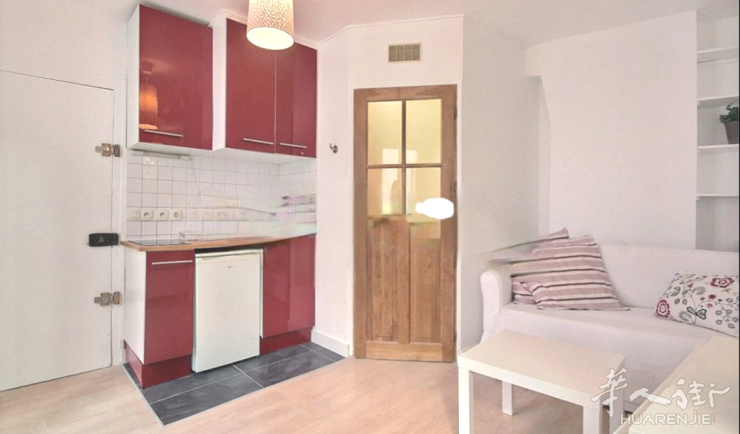 PARIS 18区·27平·studio·有家具1100€ / 月   起租时间 : 2023-07-18 ID: 192757