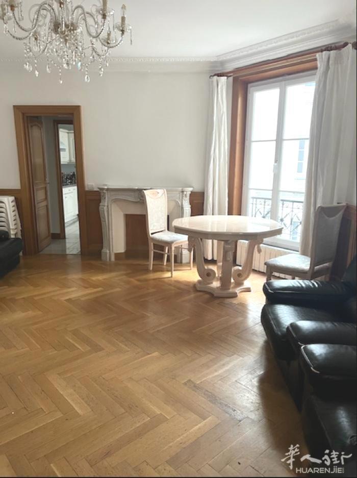 PARIS 11区·80平·公寓·有家具 2300€ / 月 起租时间 : 2023-07-18 ID: 192791