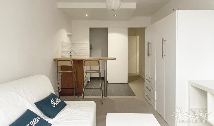 PARIS 16区·25平·studio·有家具  1150€ / 月   起租时间 : 2023-07-19 ID: 194281
