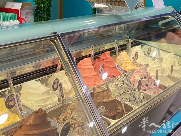 转BONOLA商场冰淇凌店，地段超好！