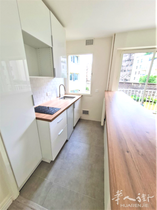PARIS 15区·28平·studio·无家具 1128€ / 月 起租时间 : 2023-07-24 ID: 194433