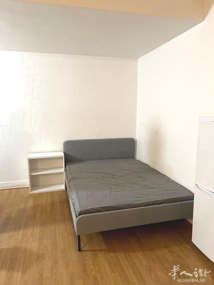 PARIS 16区·35平·studio·有家具 1400€ / 月 起租时间 : 2023-07-25 ID: 194681