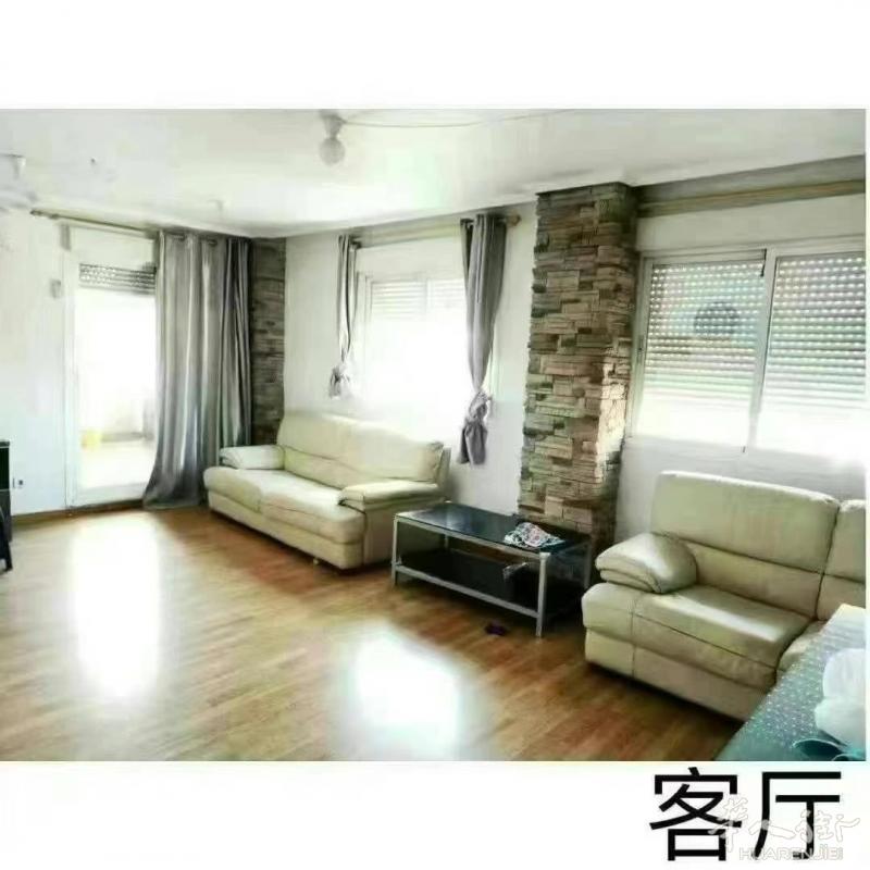 【8中下旬起租】马德里近郊Parla复式出租3室1