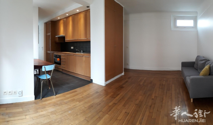 PARIS 18区·50平·公寓·有家具  1357€ / 月   起租时间 : 2023-08-24 ID: 195079