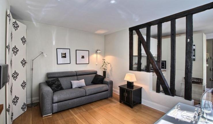 PARIS 10区·25平·studio·有家具 1149€ / 月   起租时间 : 2023-08-02 ID: 195057