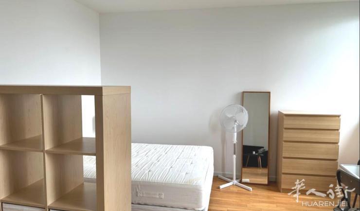 PARIS 13区·33平·studio·有家具 1350€ / 月   起租时间 : 2023-08-05 ID: 195159