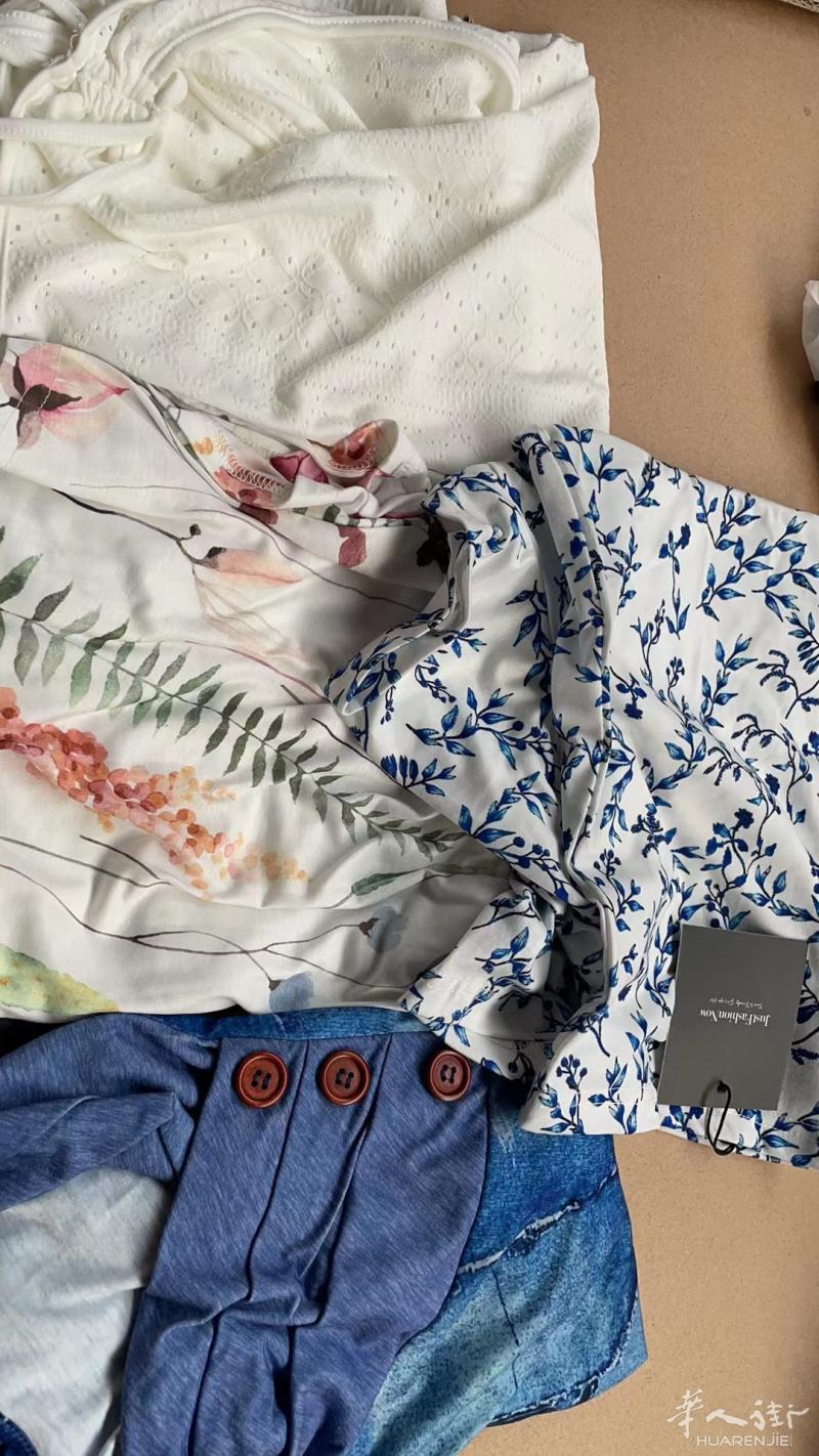 价格1.9/件 长期供应品牌退件服装，全新带吊牌