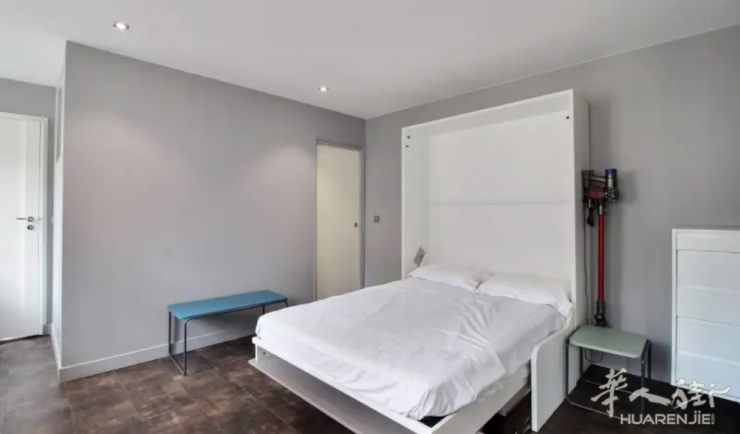 PARIS 2区·22平·studio·有家具 1200€ / 月   起租时间 : 2023-08-07 ID: 195223