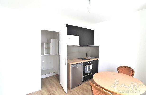 PARIS 19区·21.78平·studio·有家具 935€ / 月 起租时间 : 2023-08-07 ID: 194541