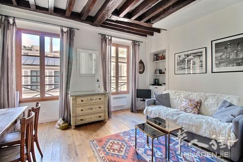 PARIS 7区·37平·公寓·有家具 1400€ / 月 起租时间 : 2023-08-08 ID: 195049