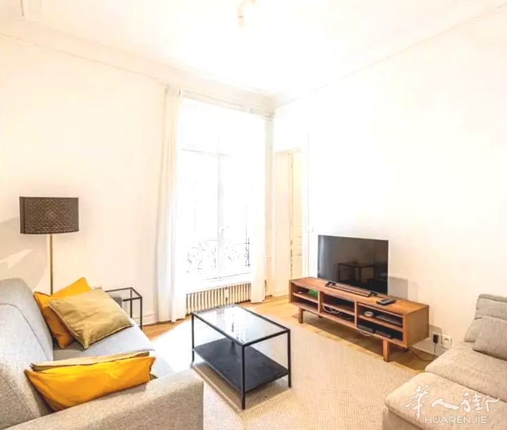 PARIS 17区·60平·公寓·有家具  2700€ / 月   起租时间 : 2023-08-09 ID: 195427