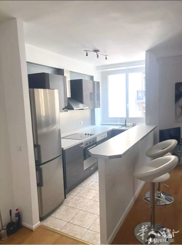 PARIS 16区·55平·公寓·有家具 2500€ / 月 起租时间 : 2023-08-10 ID: 195449